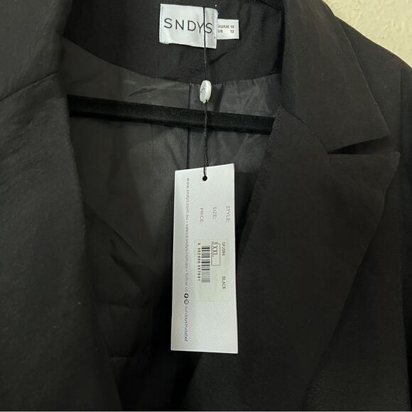 Revolve SNDYS Hills Black Blazer Jacket in Black NEW Size 12 XXL - Picture 8 of 10